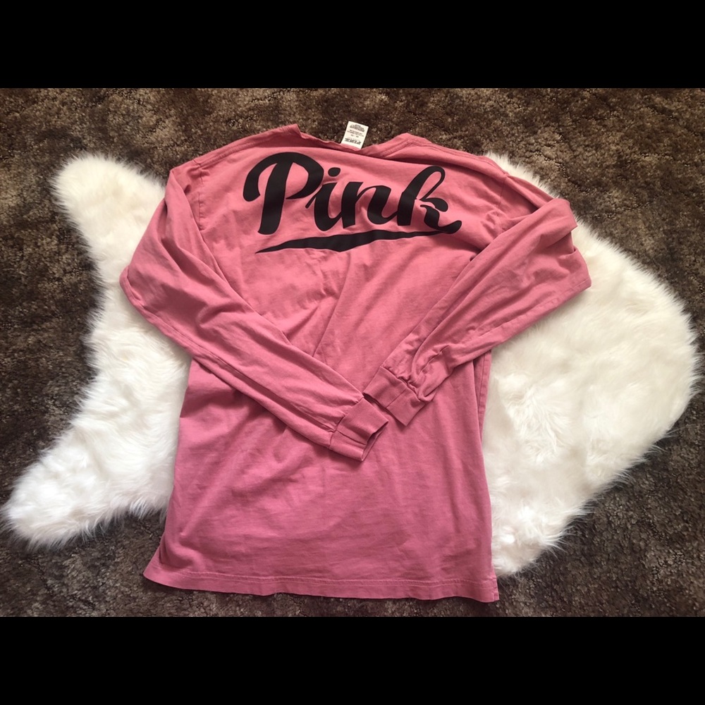 Vs pink pocket tee